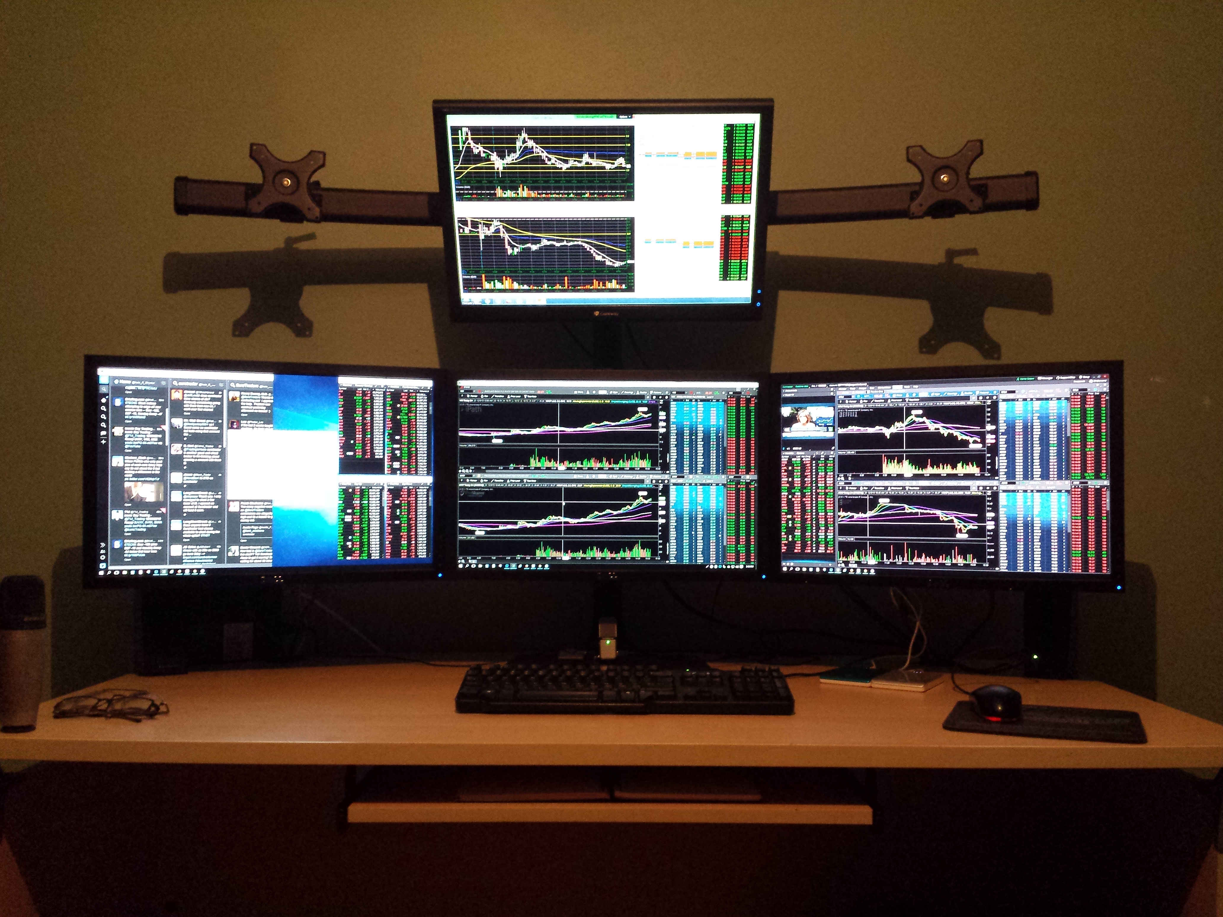 2016 — peak hardware setup, four monitors